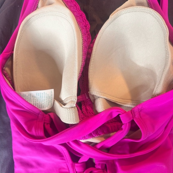 NWOT Kona Sol Hot Pink One-Piece Crochet Detail Swimsuit Size XL - Picture 11 of 15